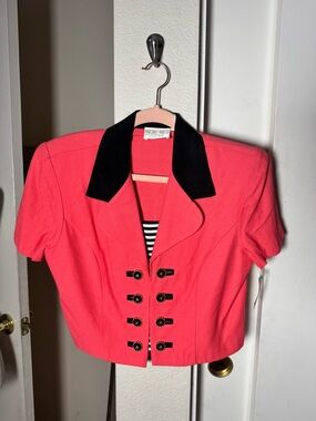 Marshall Rousso Vintage Coral top with Black Collar